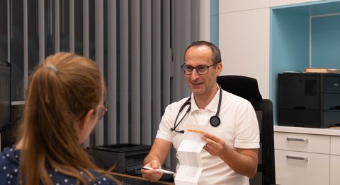 Dr. Ilyas Kozanli - Internist Wien 1190