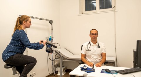 Dr. Ilyas Kozanli - Internist Wien 1190