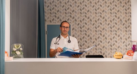 Dr. Ilyas Kozanli - Internist Wien 1190