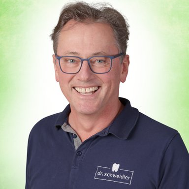 Dr. Ernst Schweidler - Zahnarzt Amstetten 3300