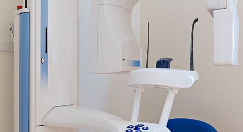 Dr. Thomas Pawlowski - Zahnarzt Wien 1010