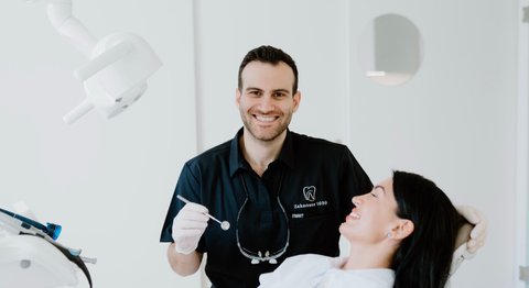 Dr. med. dent. Ammar Sibaei - Zahnarzt Wien 1030