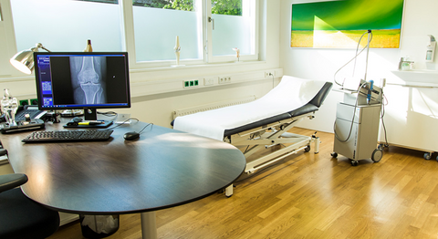 Prim. Dr. Thomas Hofstädter - Orthopäde Salzburg 5020