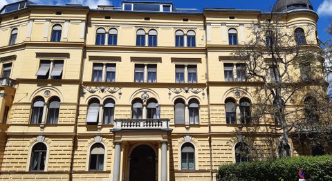 Dr. med. univ. Simon Theokas - Psychiater Graz 8010