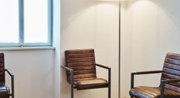 Priv.-Doz. Dr. med. Rainer Hügel - Hautarzt Wien 1130