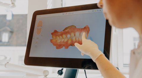 Univ.-Prof. DDr. med. Erwin Jonke - Zahnarzt Wien 1070