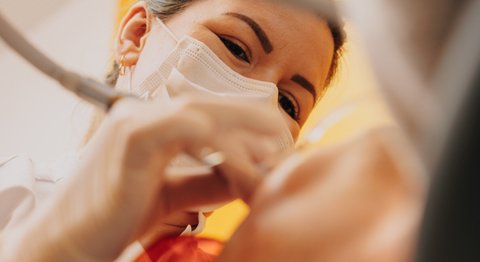 Univ.-Prof. DDr. med. Erwin Jonke - Zahnarzt Wien 1070