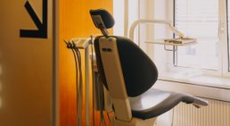 Univ.-Prof. DDr. med. Erwin Jonke - Zahnarzt Wien 1070