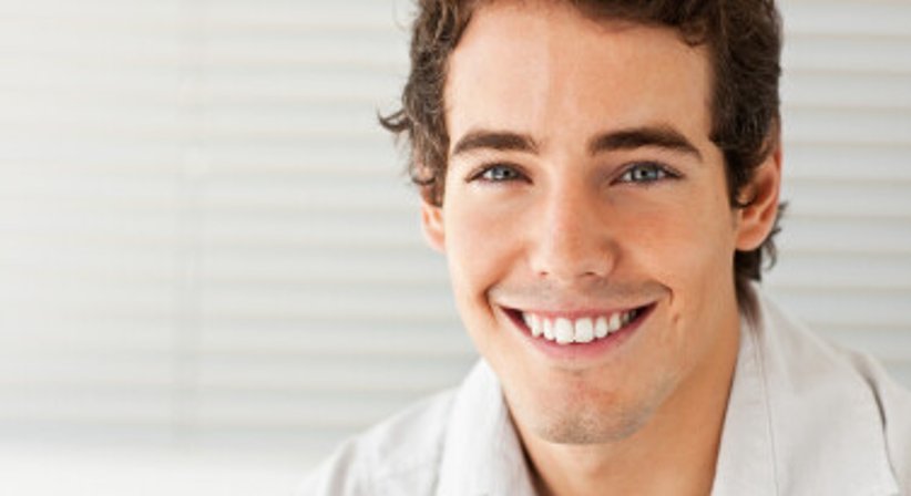 Kompositfüllungen - Dr. Robert Stillmann, MSc - Zahnarzt Wien 1190