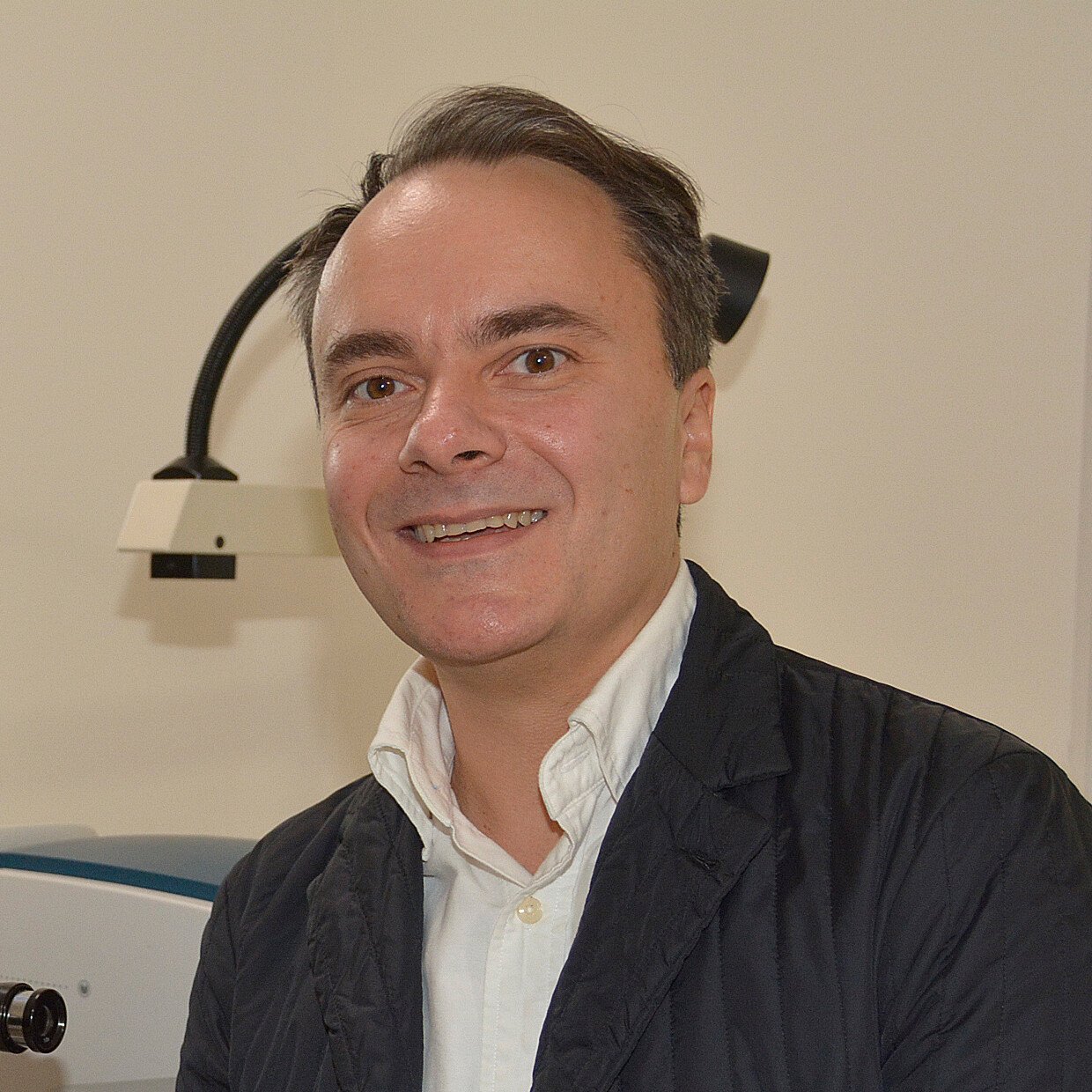 Dr. Michael Nicolae