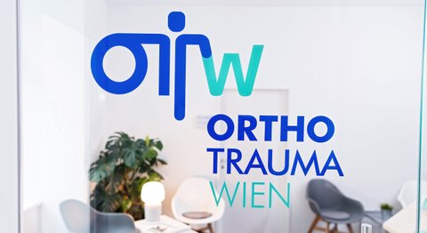 Dr. Micha Komjati - Orthopäde Wien 1050