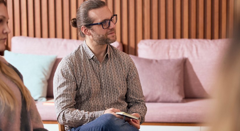 HPPD und psychedelikaassoziierte psychische Beschwerden - Dr. med. Erik Kakrik - Psychiater Wien 1060