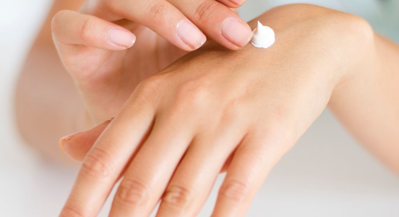 Ästhetische Behandlung - Dr. med. univ. Hanaa Hasan, FEBDV - Hautärztin Wien 1050