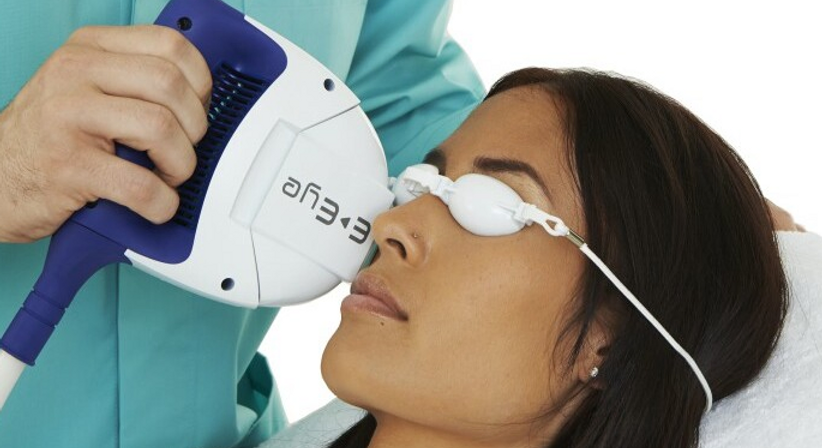 Trockenes Auge - Prof. Dr. Dr.  Nikolaus Luft, FEBO, FWCRS - Augenarzt Wien 1010