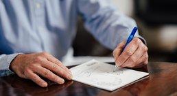 Praxis - Prim.a.D. Priv.-Doz. Dr. med. univ. Roman Radl, MBA - Orthopäde Graz 8010