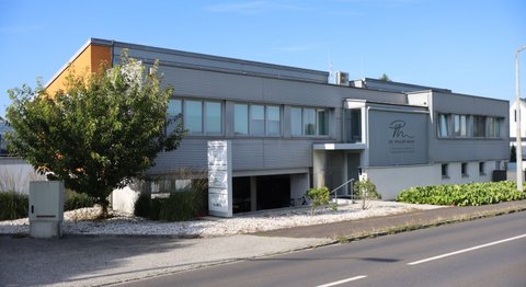 Dr. Philipp Mayr - Plastischer Chirurg Leonding 4060