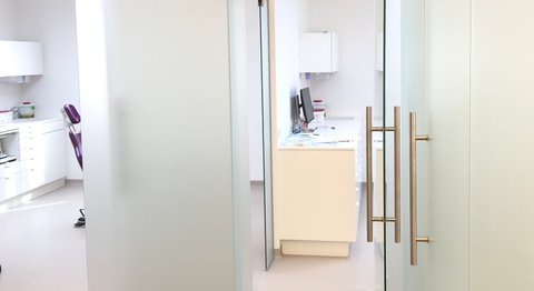Dr.med.dent. Natascha Witzmann - Zahnärztin Wien 1020