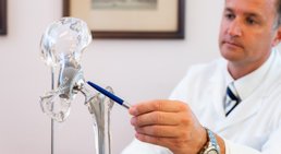 Prim. Assoz. Prof. Dr. Bernd Kubista, MSc - Orthopäde 1090 Wien