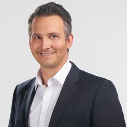 Dr. Matthias Koller - Plastischer Chirurg Linz 4020