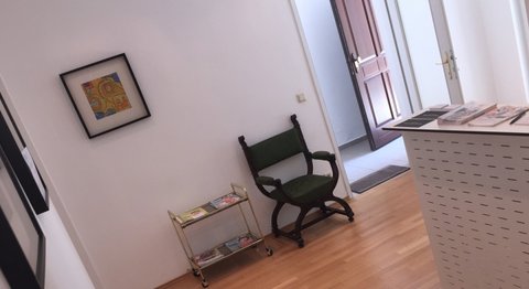 Praxis - Prim. Univ. Prof. Dr. Wolf Müllbacher - Neurologe Wien 1170