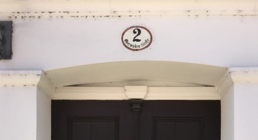 Prim. Univ. Prof. Dr. Wolf Müllbacher - Neurologe Wien 1170