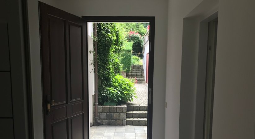 Prim. Univ. Prof. Dr. Wolf Müllbacher - Neurologe Wien 1170