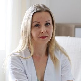 MUDr. Zuzana Karnasova - Neurologin Baden 2500