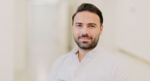 Dr. Shawqi Arafat - Plastischer Chirurg Wien 1010