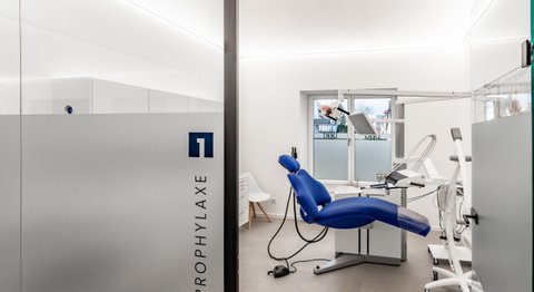 Dr. med. dent. Kata Korsos, M.Sc. - Zahnärztin Schärding 4780