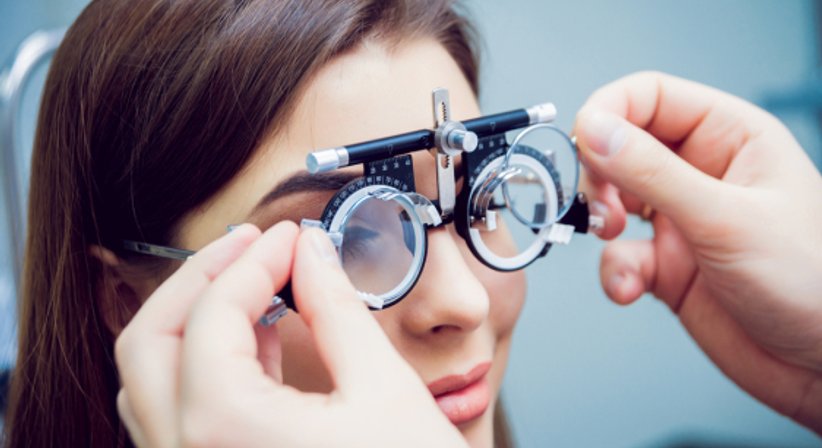 Brillenbestimmung - Dr. Jamal Atamniy - Augenarzt Wien 1180