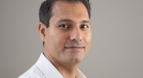 Dr. Siamak Alizadeh - Zahnarzt Wien 1010