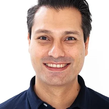 Dr. Siamak Alizadeh - Zahnarzt Wien 1010