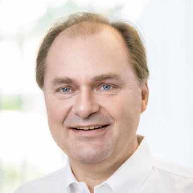 Dr. med. univ. Walter Reisinger - Zahnarzt Perchtoldsdorf 2380