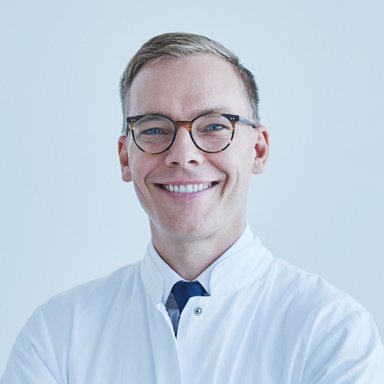 Prof. Dr. med. Paul Heidekrüger - Plastischer Chirurg Salzburg 5020
