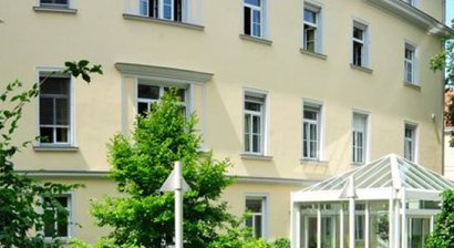 Behandlungen mit modernen Therapien (Klinik Favoriten, Privatklinik Döbling, Confraternität)