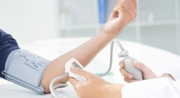 Blutdruckkontrolle und Blutdruckeinstellung -
