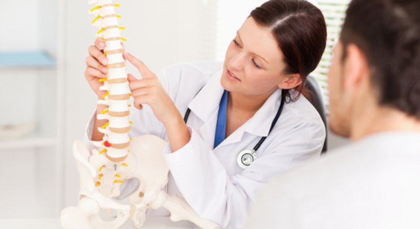 Versteifung der Wirbelsäule (Spondylodese) - Priv. Doz. Dr. Camillo Sherif - Neurochirurg Wien 1060