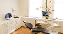 Univ. Prof. Priv.-Doz. Dr.med.univ. Dr.med.dent. Clemens Klug - Kieferchirurg Wien 1190
