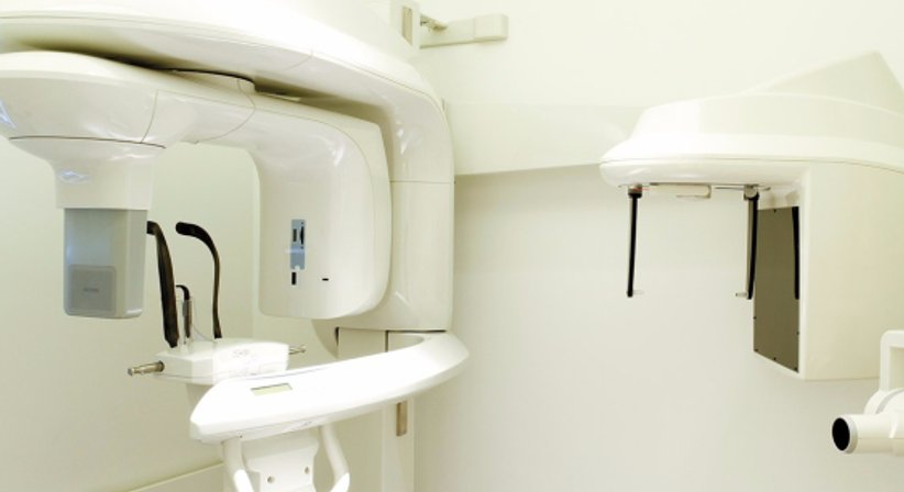 Wurzelspitzenresektion - Univ. Prof. Priv.-Doz. Dr.med.univ. Dr.med.dent. Clemens Klug - Kieferchirurg Wien 1190