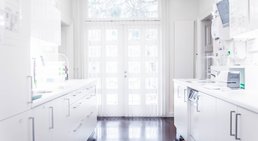 Dr. Julia Lachner-Zenker, MSc, MLS - Zahnärztin Wien 1190