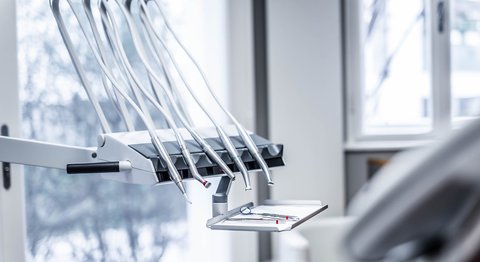 Dr. Julia Lachner-Zenker, MSc, MLS - Zahnärztin Wien 1190