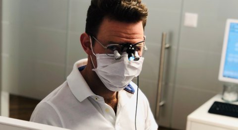 Dr. Florian Becker - Zahnarzt Wien 1020