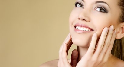 Faltenbehandlung, Hautverjüngung (Botox, Hyaluronsäure, Fadenlifting)