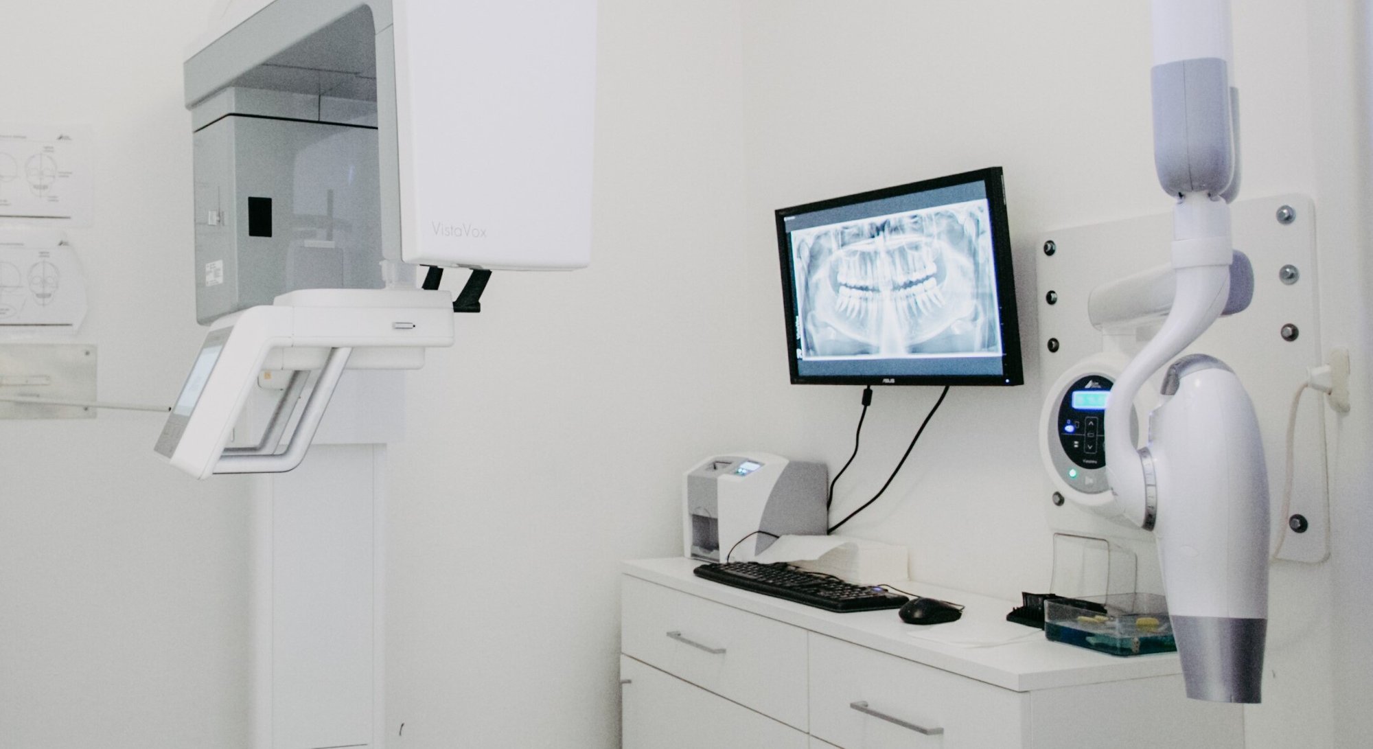 Dr. med. dent. Peter Santoro, M.Sc. Zahnarzt in 6020 Innsbruck