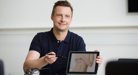 OA Dr. Philipp Schatten - Plastischer Chirurg Groß-Enzersdorf 2301