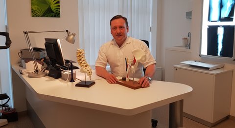 OA Dr. Georg Kadnar-Wölken - Orthopäde Perchtoldsdorf 2380