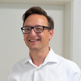 Prim. Priv. Doz. Dr. Boban Erovic, MBA - HNO-Arzt Baden 2500