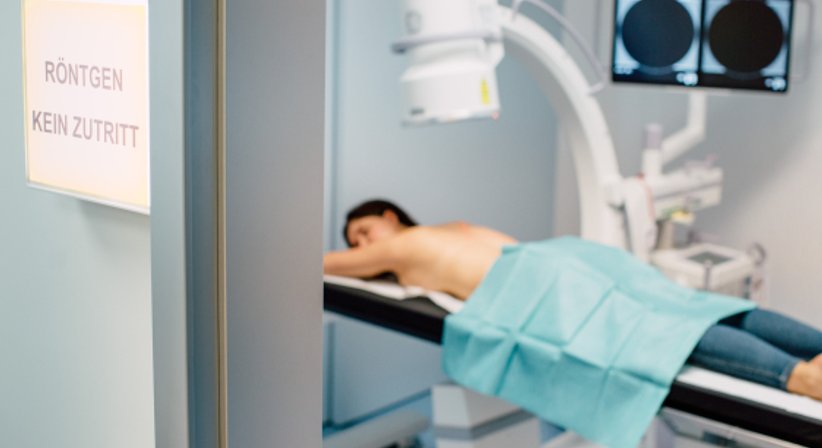 Interventionelle Schmerztherapie - OA Dr. Fernas Amir - Orthopäde Wien 1190