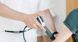 OA Dr. Fernas Amir - Orthopäde Wien 1190
