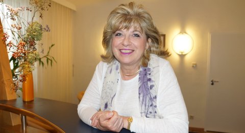 Univ.-Doz. Dr. Brigitta Balogh - Plastische Chirurgin Wien 1210